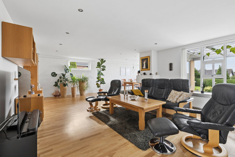 Property image number 6