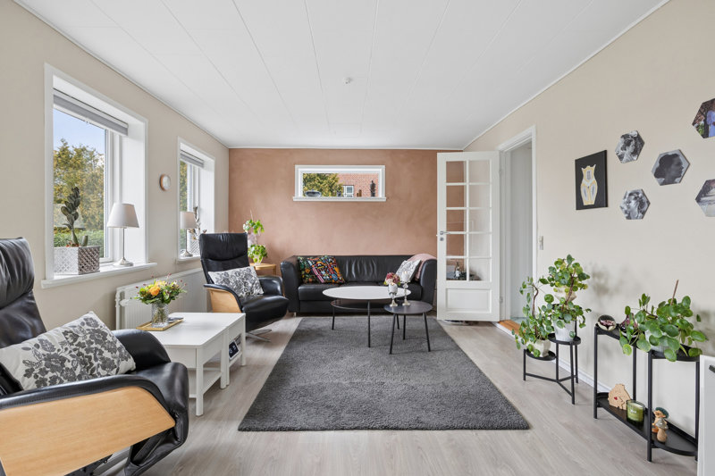 Property image number 2