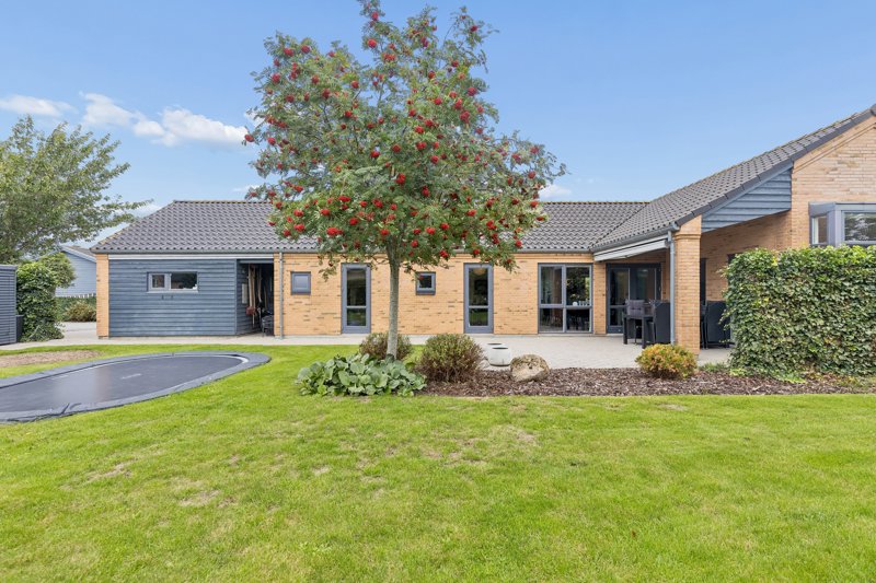 Property image number 1