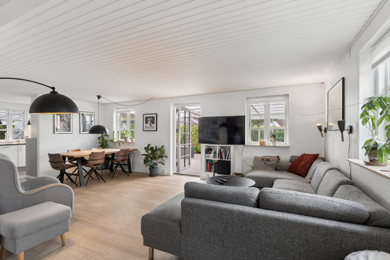 Property image number 8