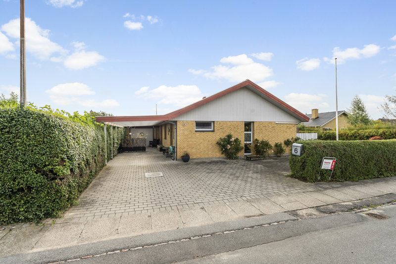 Property image number 1