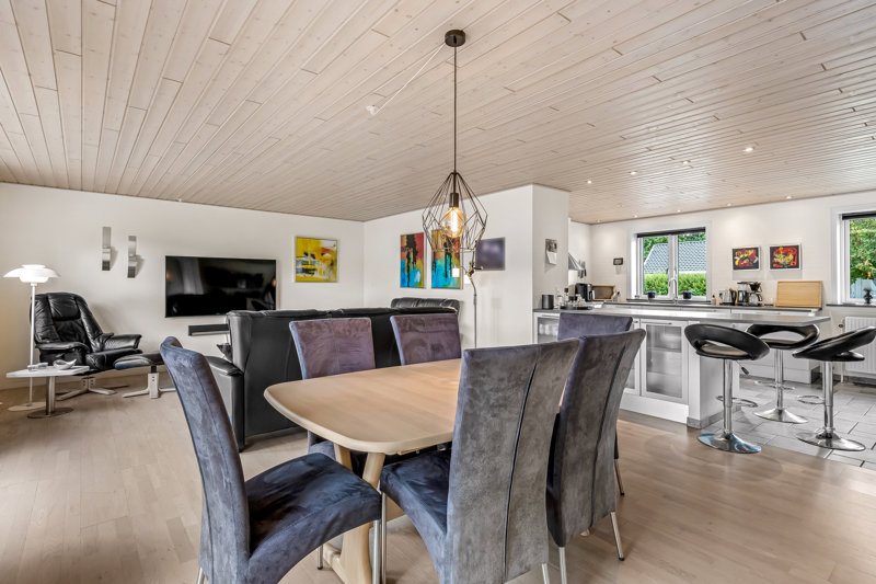 Property image number 8