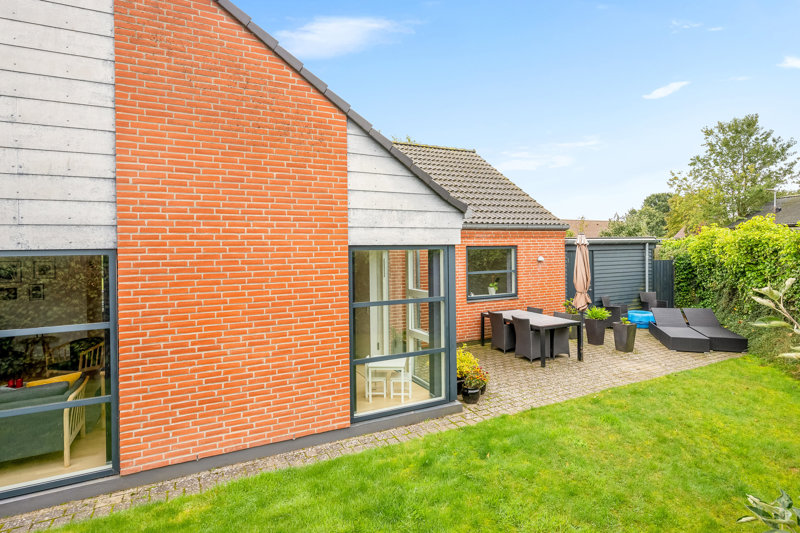 Property image number 2
