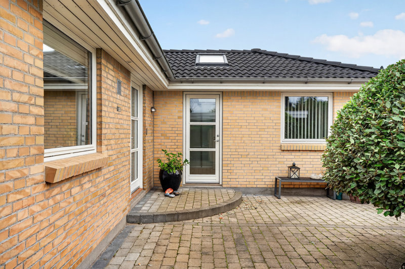 Property image number 2