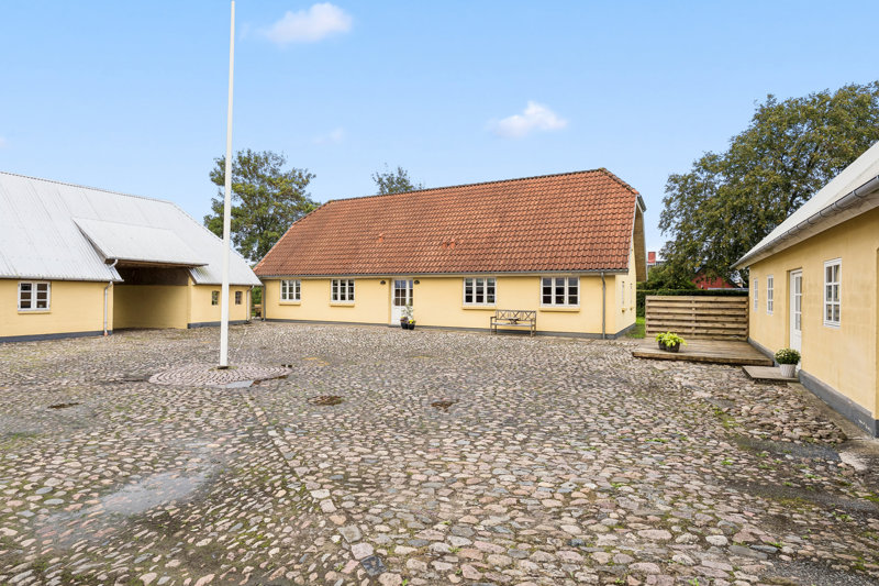 Property image number 2