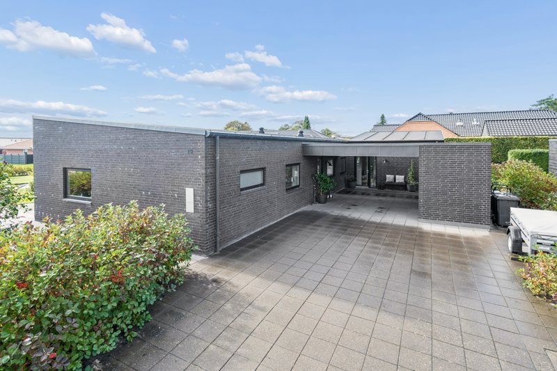 Property image number 1