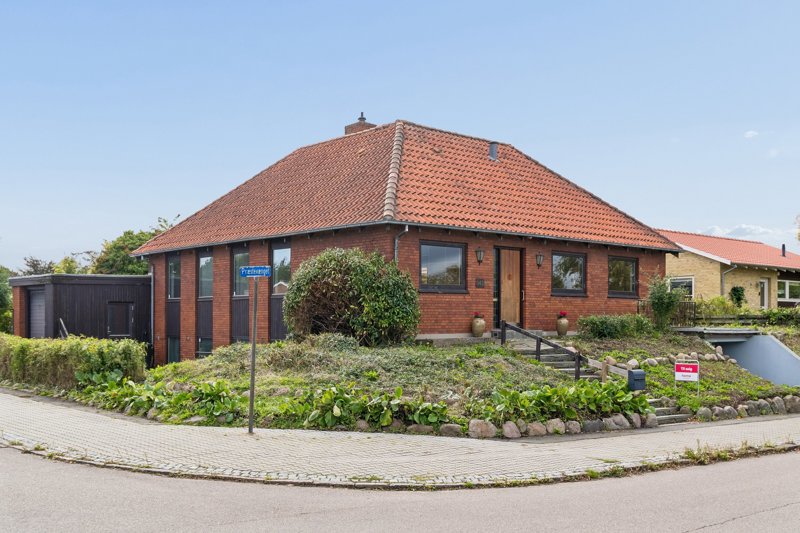 Property image number 1
