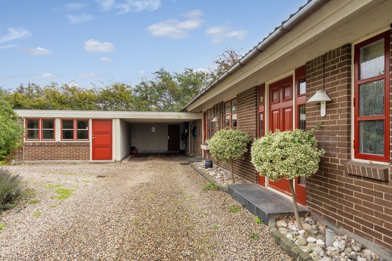 Property image number 2