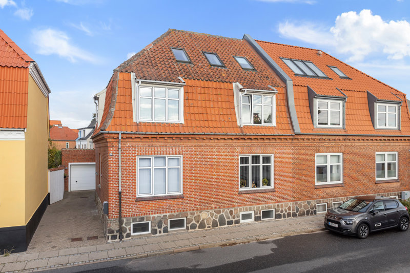 Property image number 1