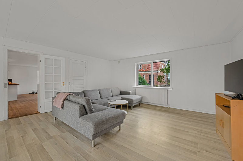 Property image number 9
