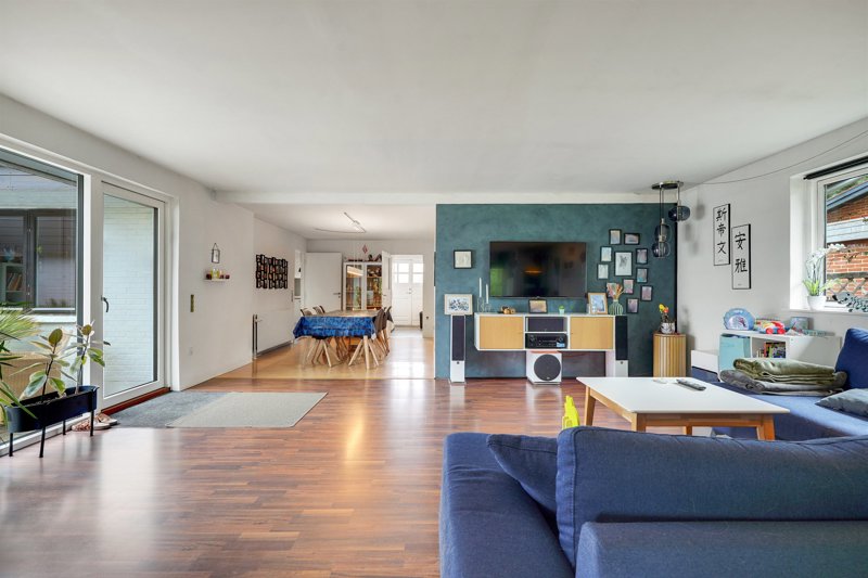 Property image number 3