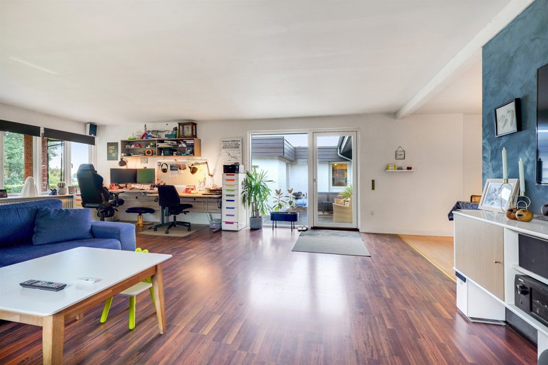 Property image number 8