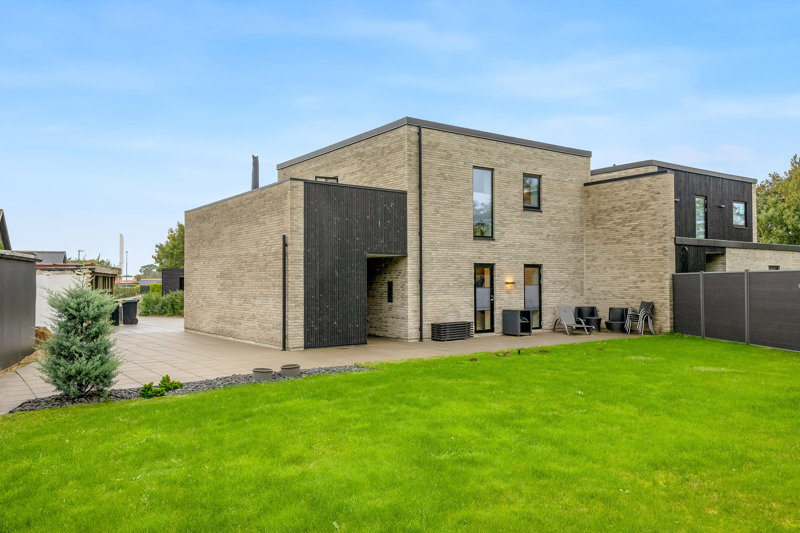 Property image number 1