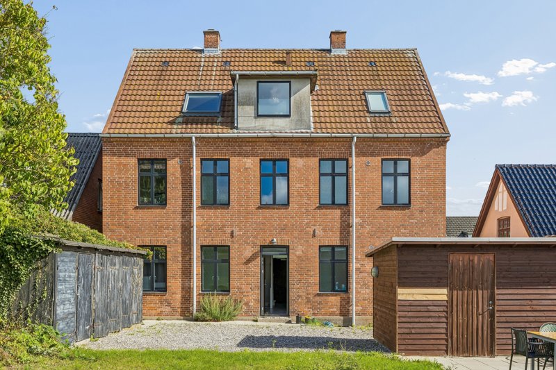 Property image number 1