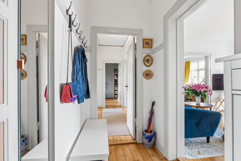 toggle-gallery-image