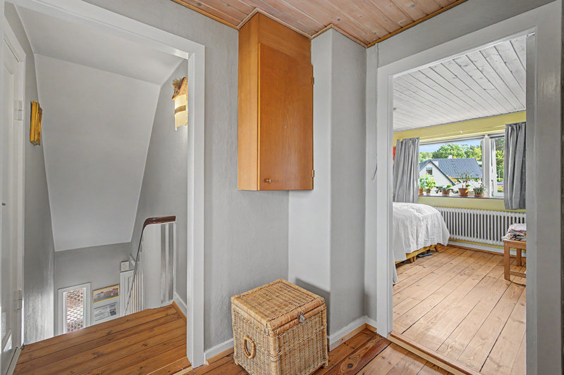 toggle-gallery-image
