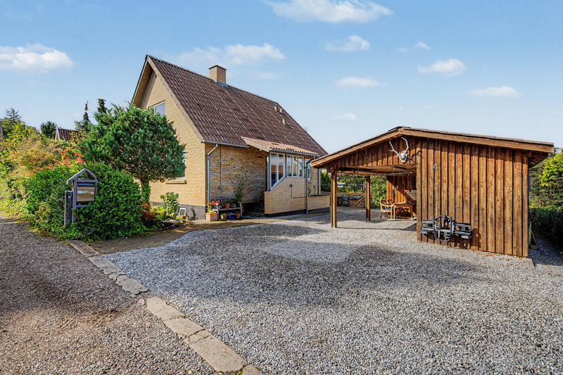 Property image number 2