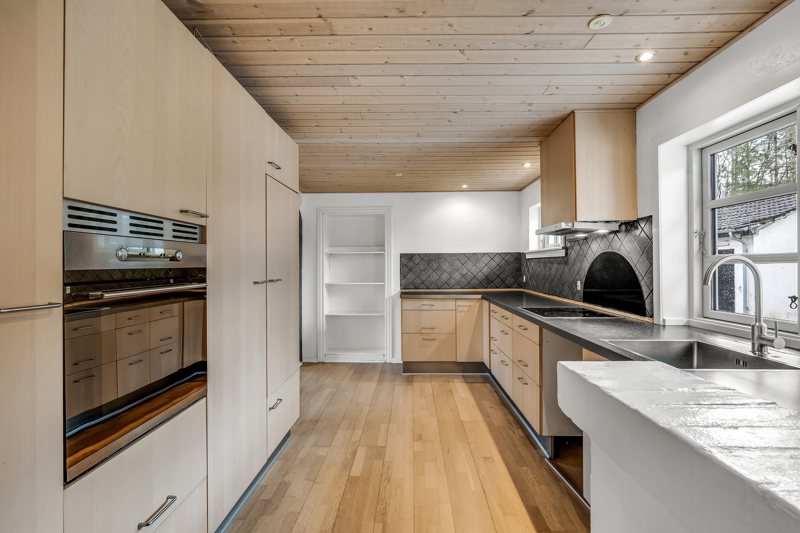 Property image number 8