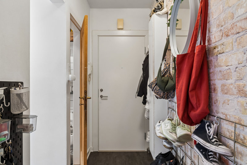 toggle-gallery-image