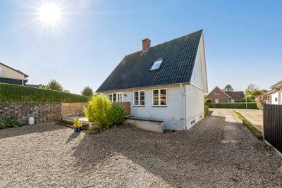 Humlegårdsbæk 17