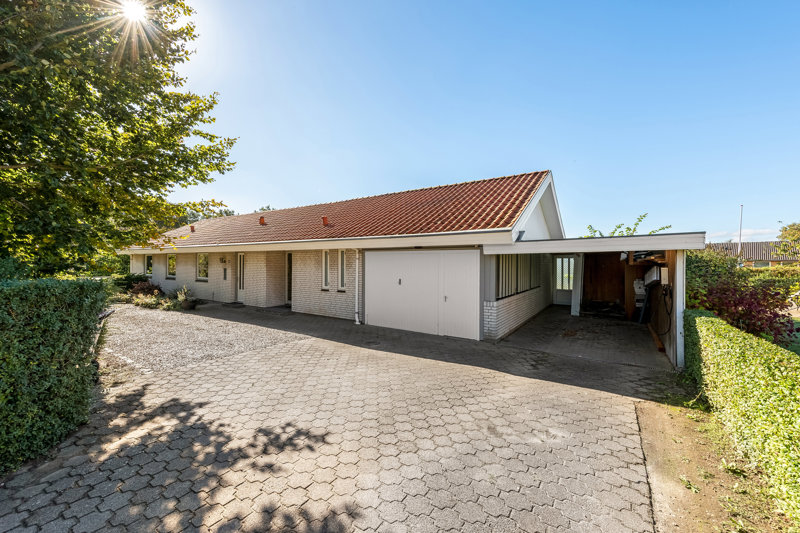 Property image number 2
