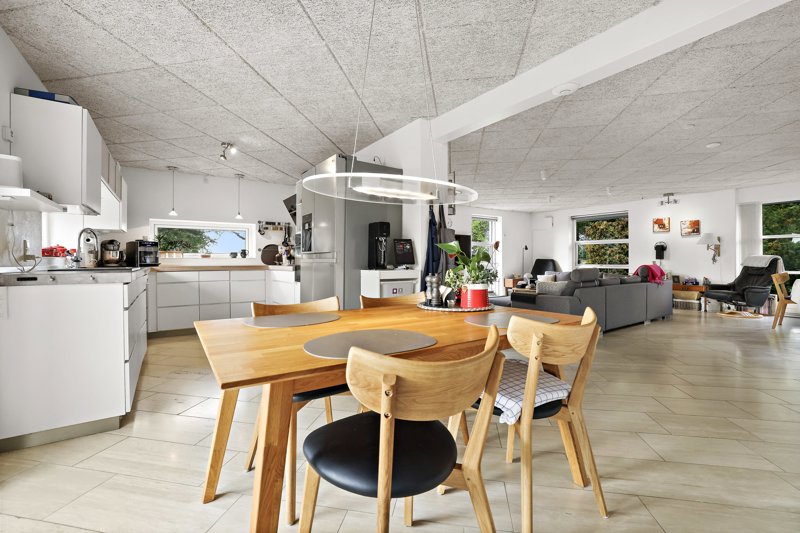 Property image number 3