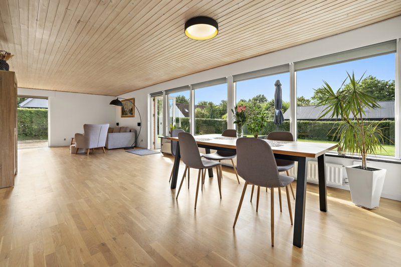 Property image number 6