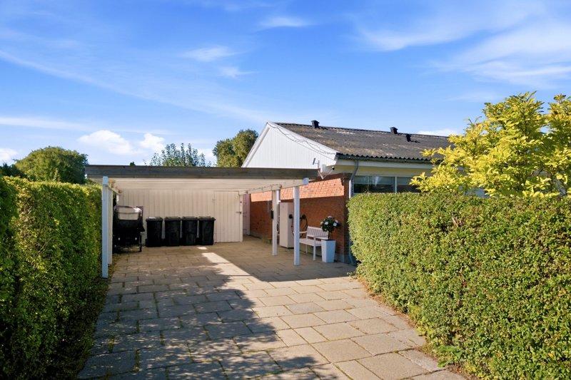 Property image number 2