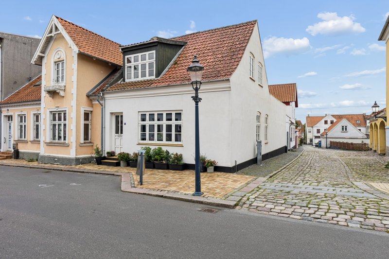 Property image number 1