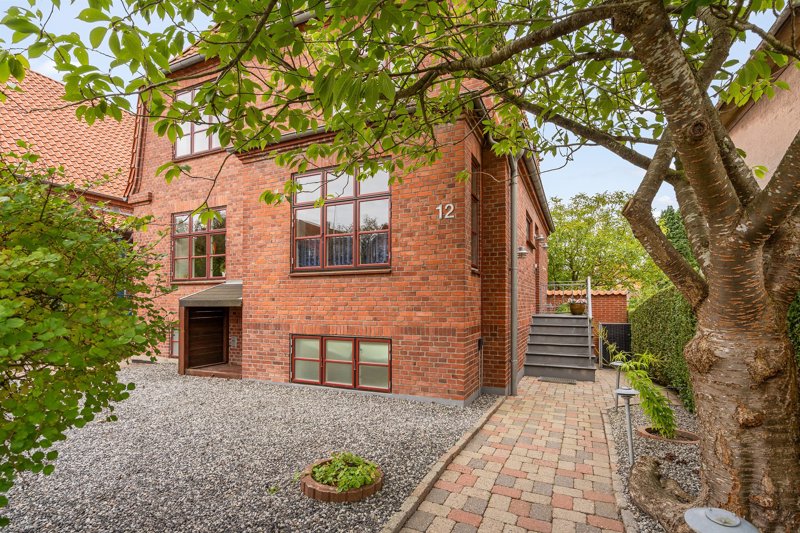 Property image number 2