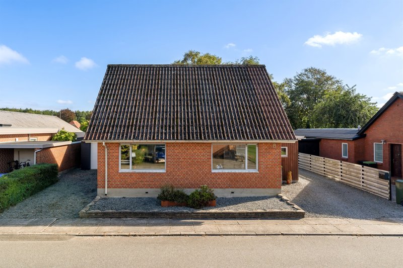 Property image number 2