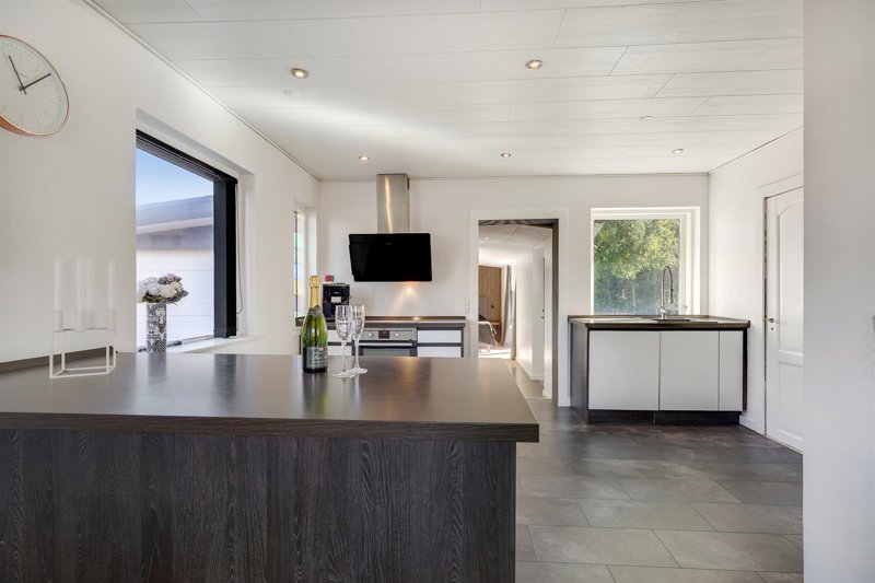 Property image number 8