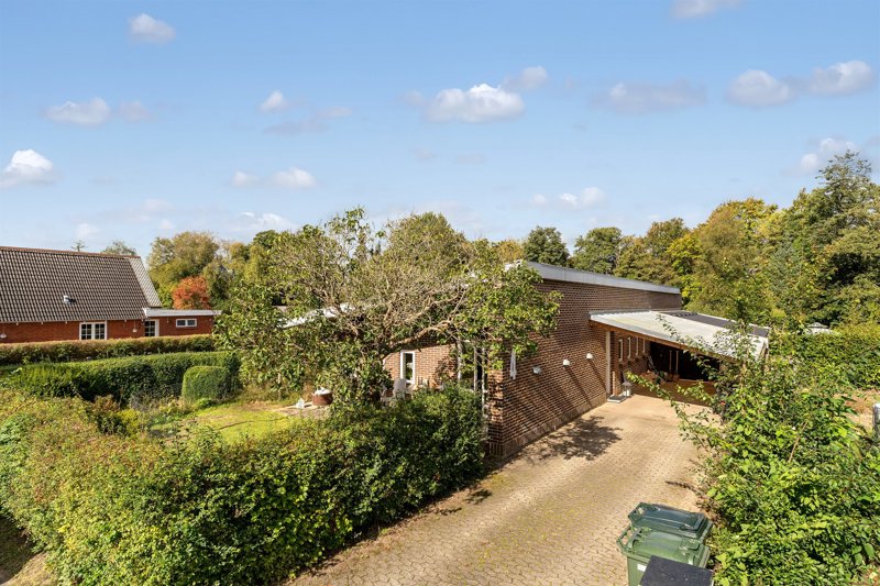 Property image number 2