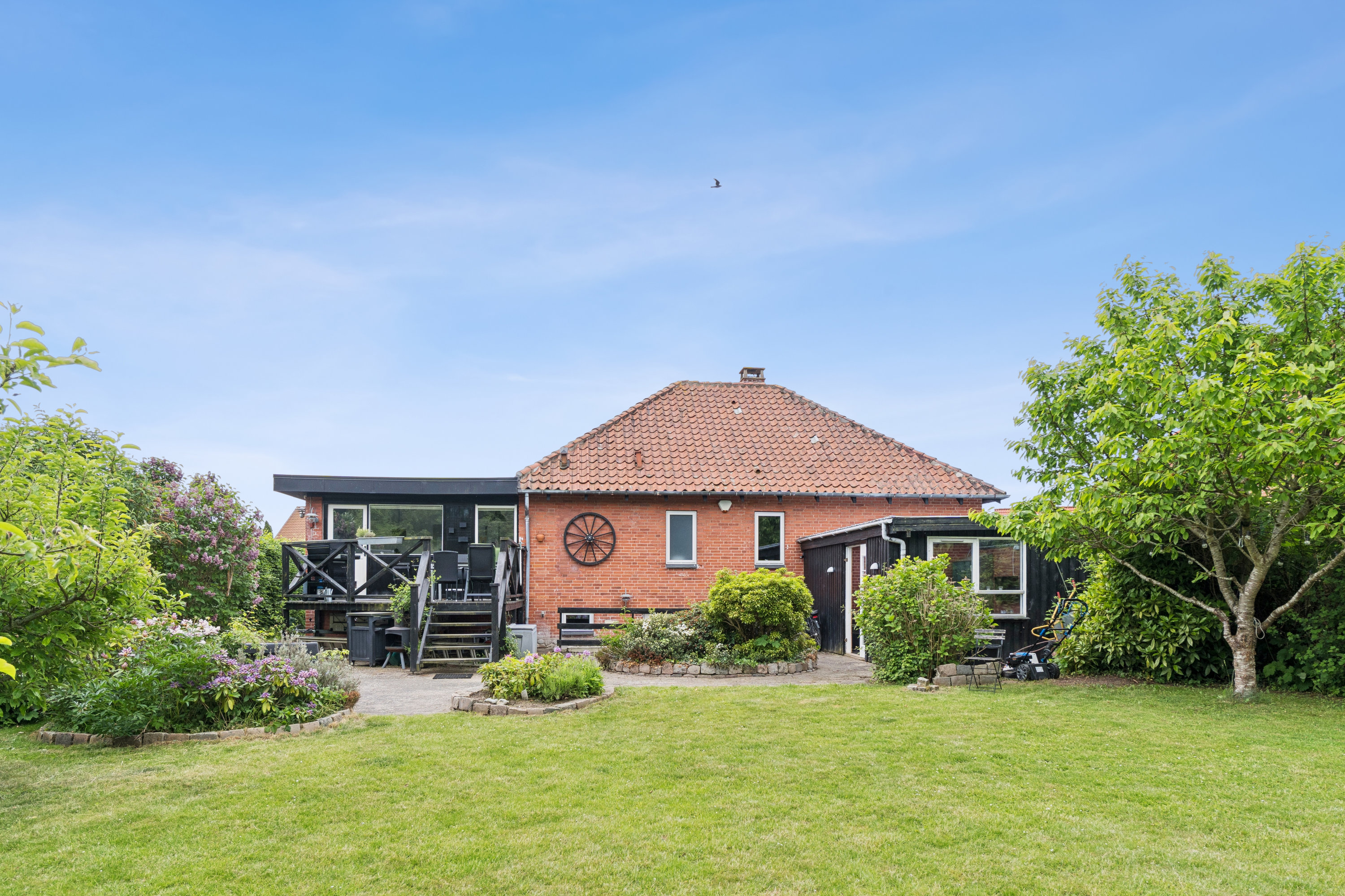 Casa, 121 m², terreno 846 m²