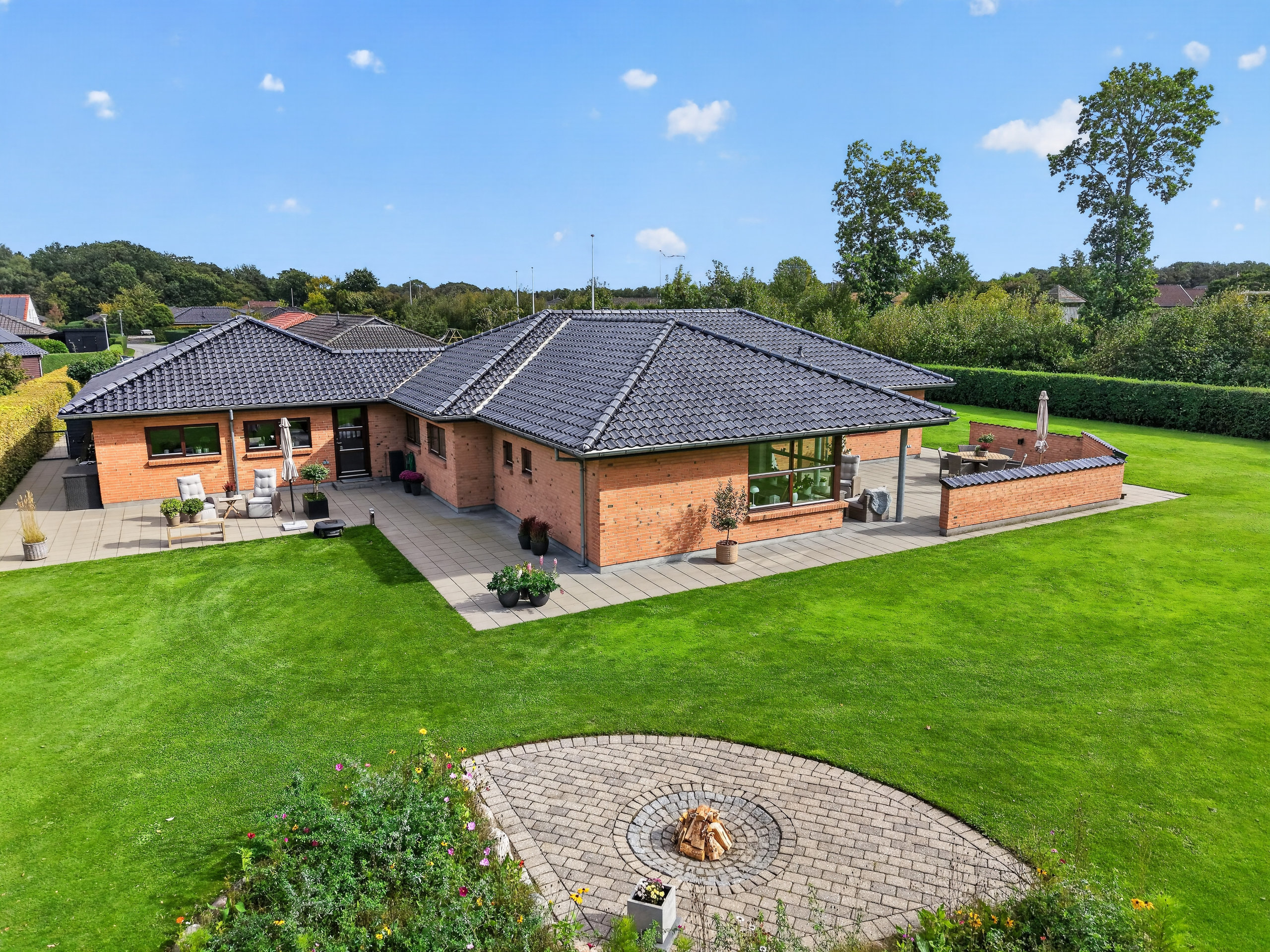 Maja, 179 m², krunt 2900 m²
