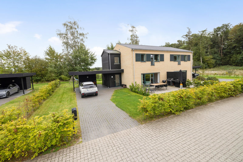 Property image number 1