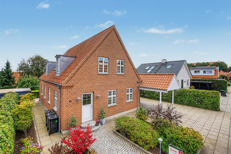 Property image number 1