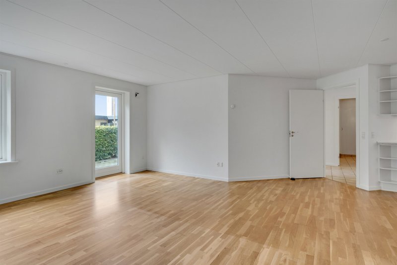 Property image number 8