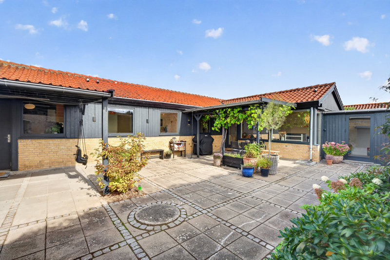 Property image number 1