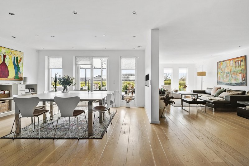 Property image number 2