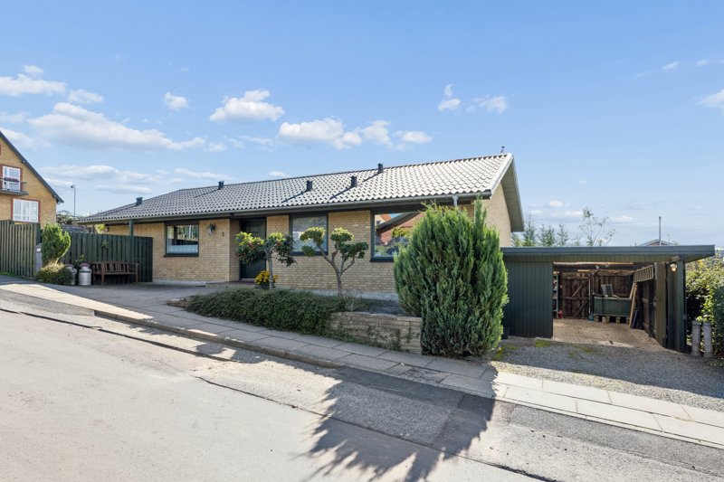 Property image number 2