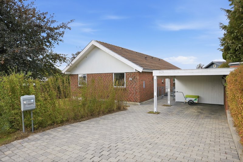 Property image number 1