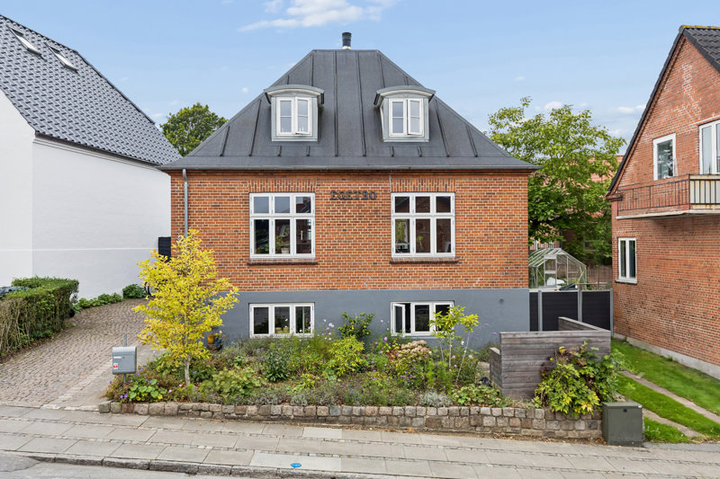 Property image number 1