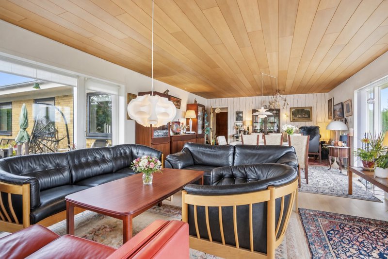 Property image number 8