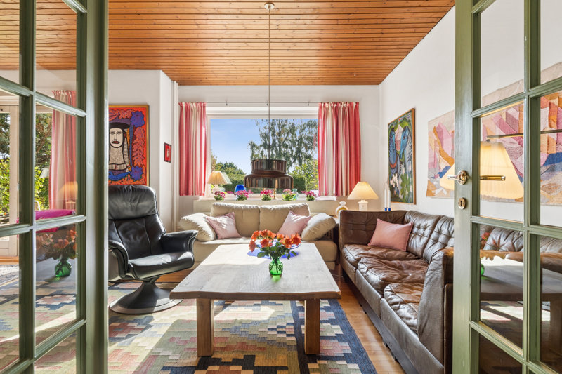 toggle-gallery-image