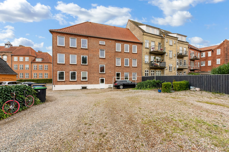 Property image number 2