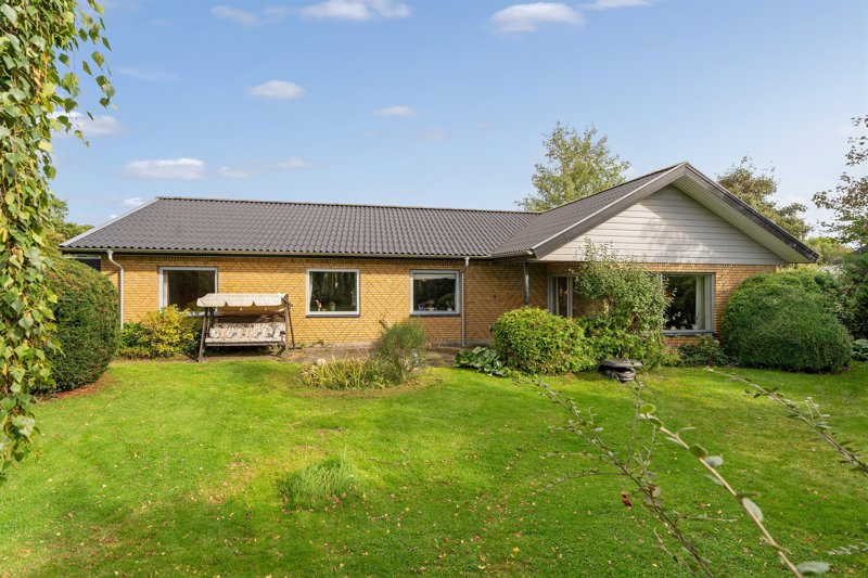 Property image number 2