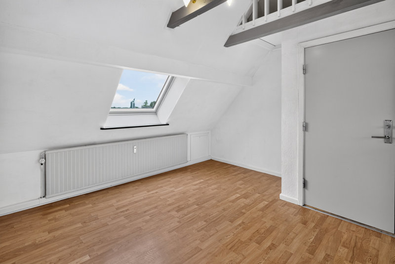 Property image number 8