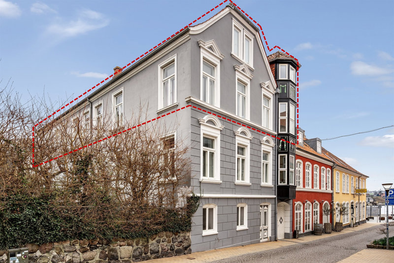 Property image number 1