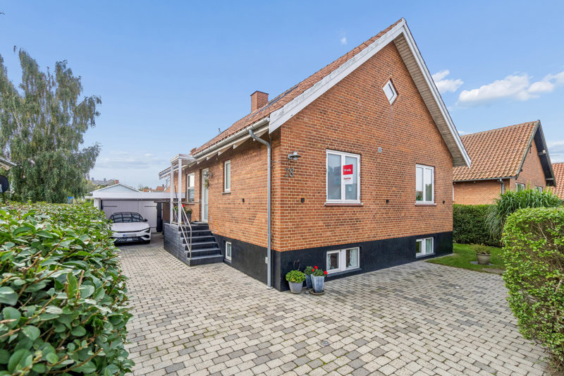 Property image number 1